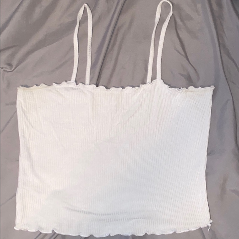 Lightly worn, white crop top. Size XL